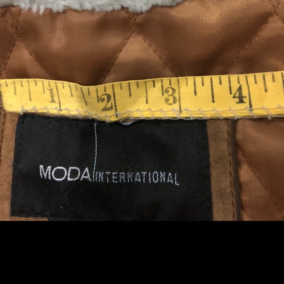 Coat - Picture 8 of 8